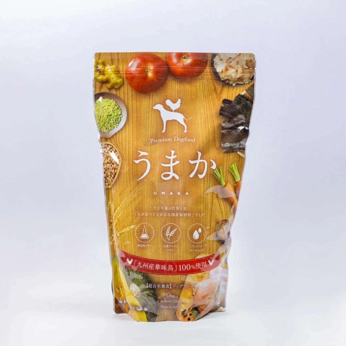 Stand-up pouch of premium dog food with a dog logo and Japanese text on a wooden background.